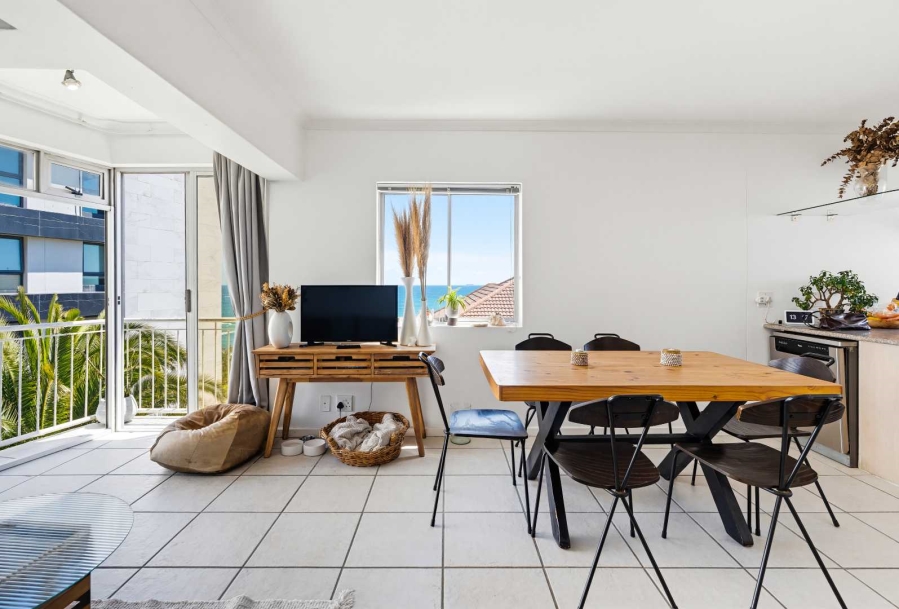 2 Bedroom Property for Sale in Bantry Bay Western Cape